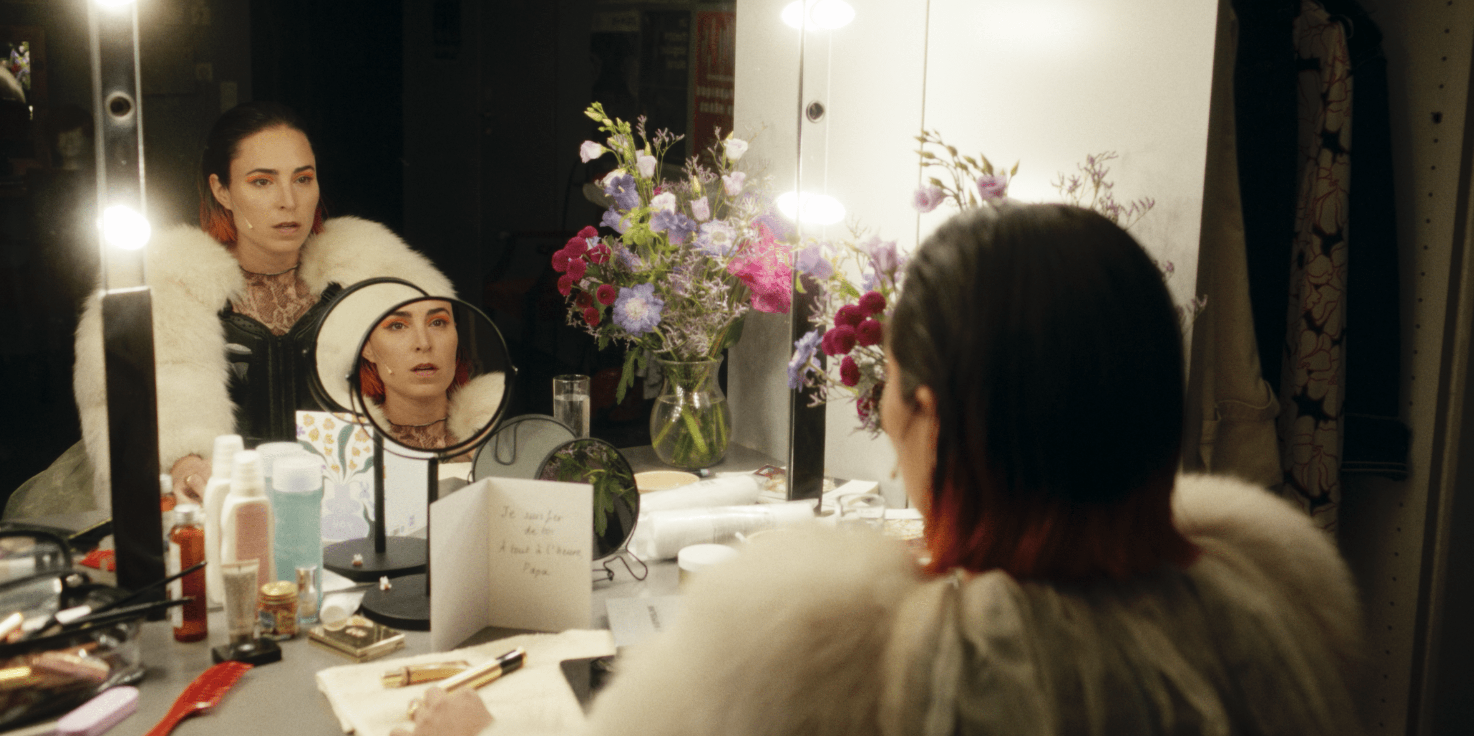 Couverture du film Côté cour