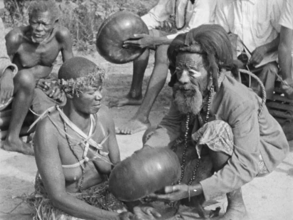 Couverture du film Enterrement chez les Tetela