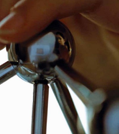 Couverture du film L'étrange balade de Sarina