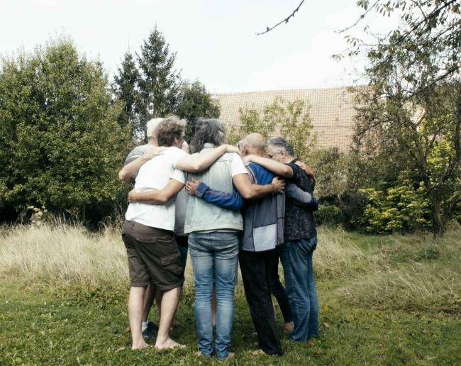 Couverture du film Hommes : encore un effort