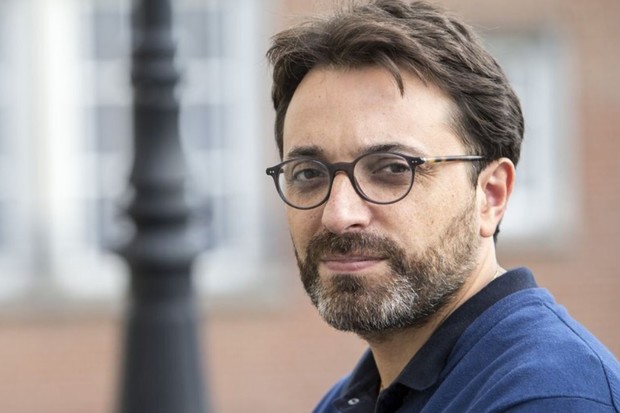 Mohamed Ben Attia, réalisateur de Par-delà les montagnes