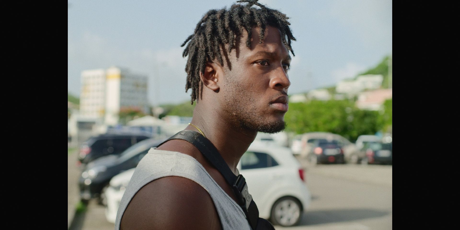 Couverture du film Tjenbe  red