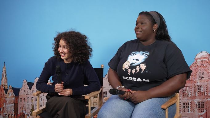 Oulaya Amamra et Deborah Lukumuena, Toutes pour une - 