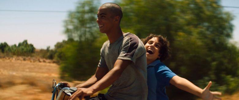 Couverture du film Un été à Boujad