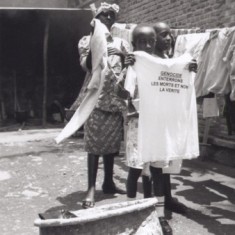 Couverture du film Une République devenue folle (Rwanda 1894-1994)