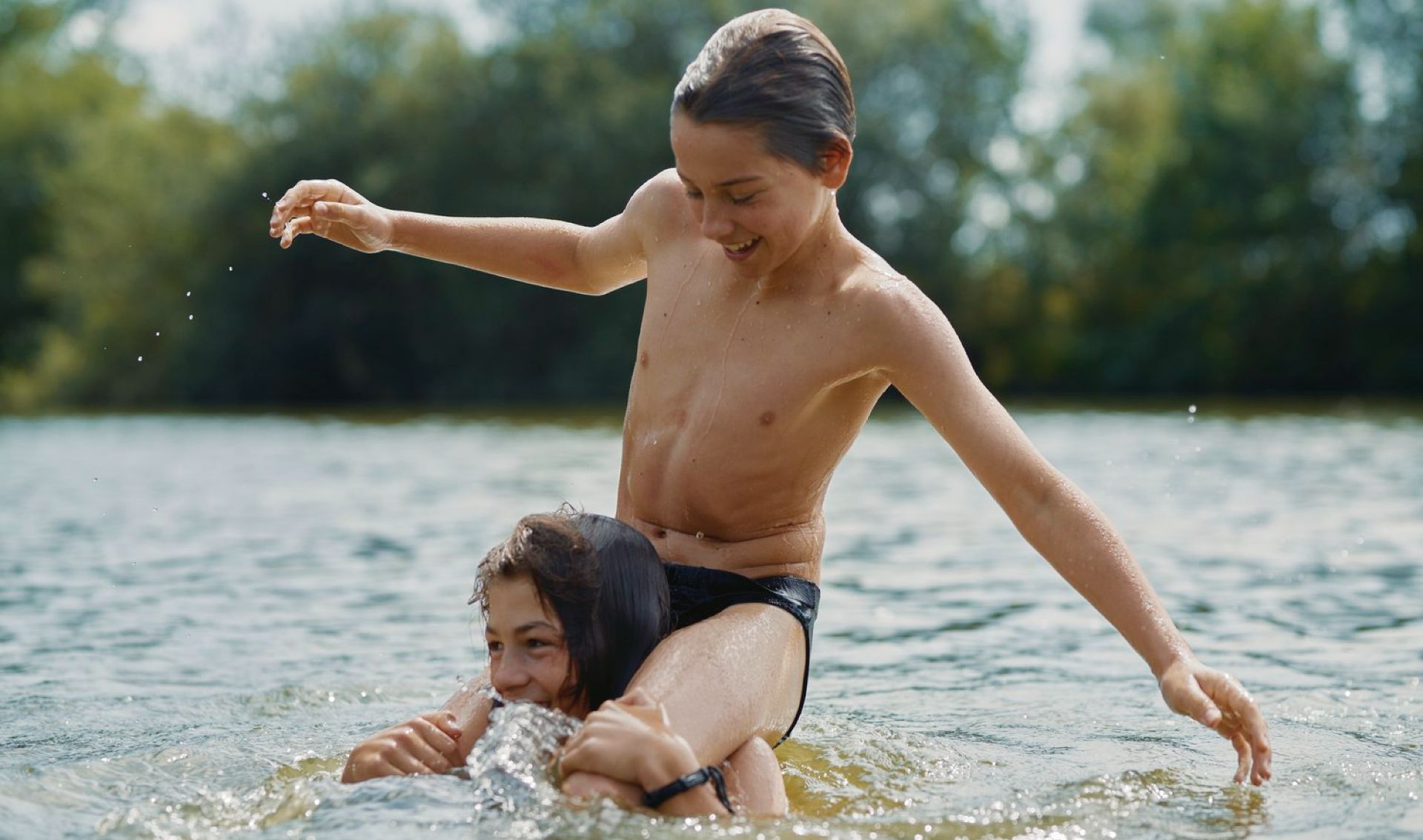 Couverture du film Young Hearts