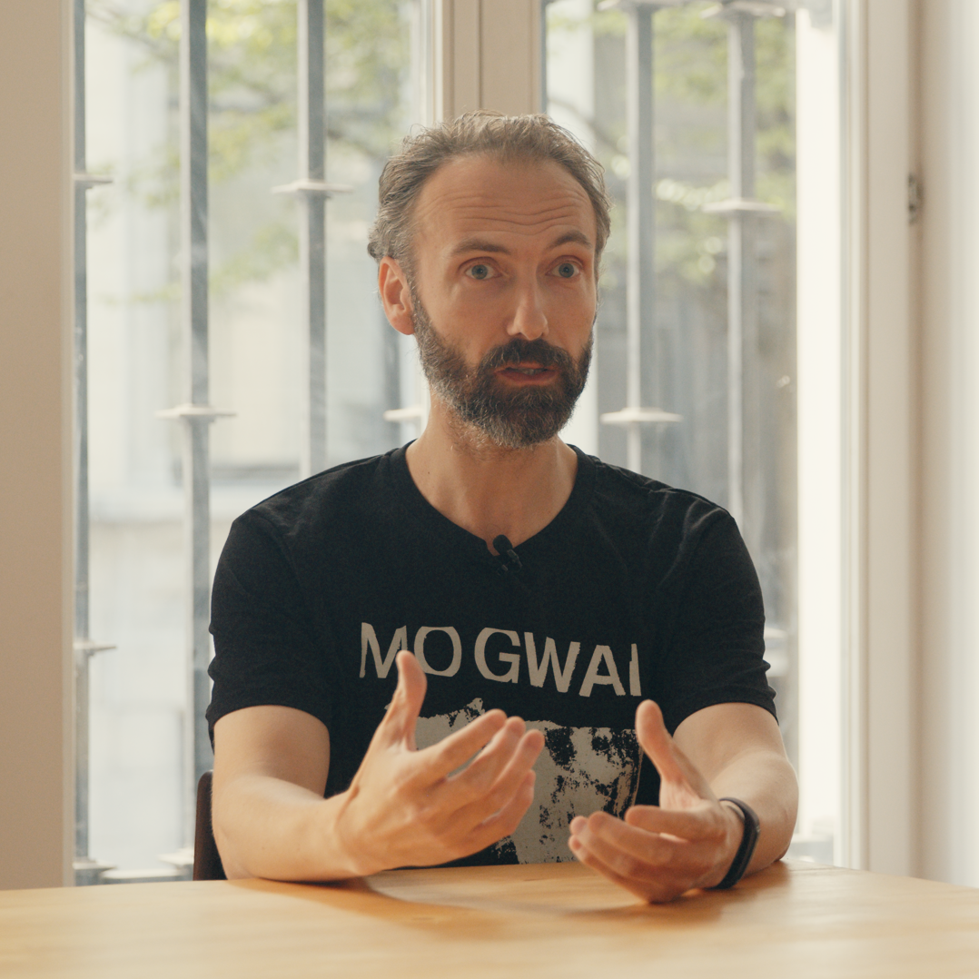 Rencontre avec Serge Mirzabekiantz, réalisateur du film Le Cœur noir des forêts - 